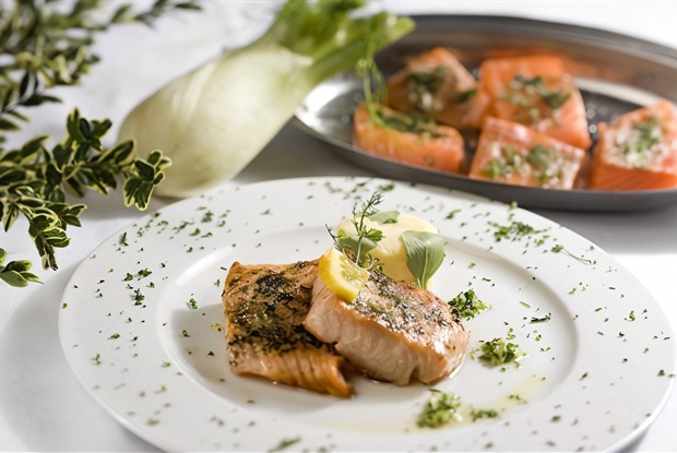 Лосось с фенхелем и перно