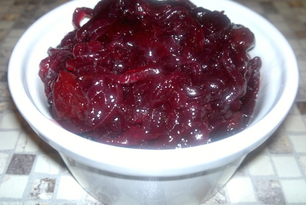 Луковый конфитюр к мясу