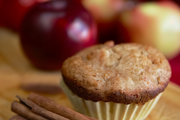 Маффины с яблоками и корицей