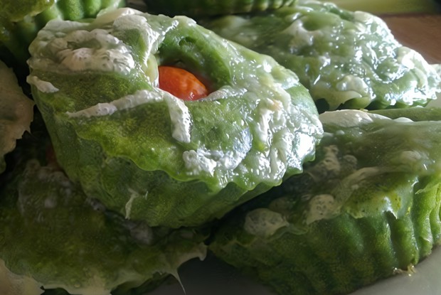 Маффины со шпинатом, брокколи и адыгейским сыром