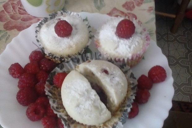 Малиновые маффины
