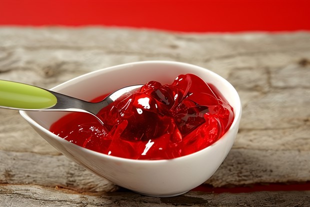 Малиновое желе с клубникой