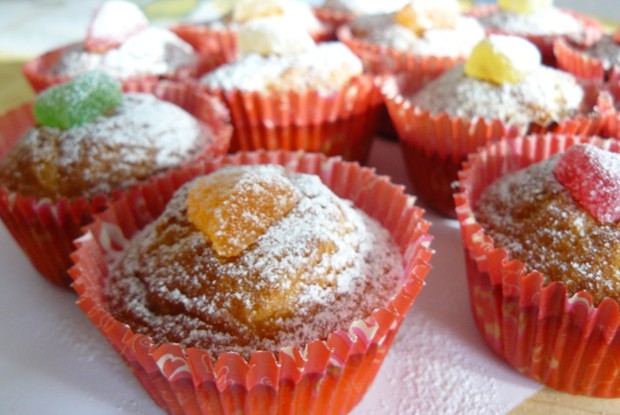 Манные маффины с мармеладом