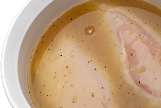 Маринад из белого вина с орегано и чесноком