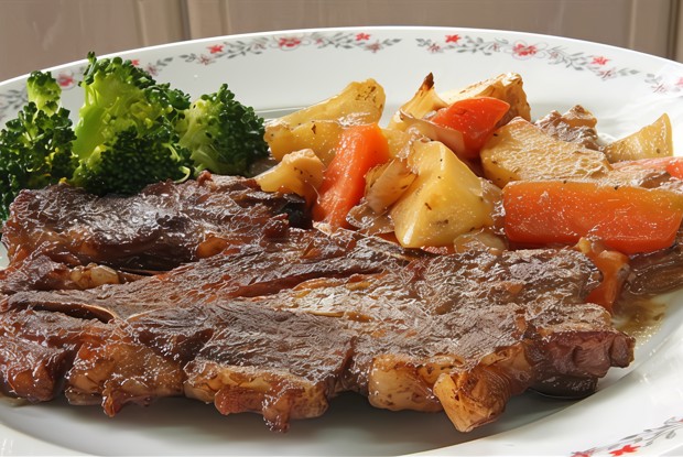 Маринованная баранина в травах