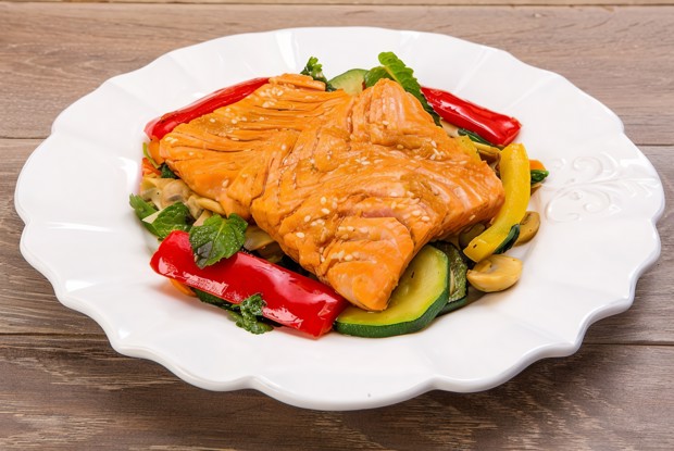 Маринованная рыба с овощами по-китайски