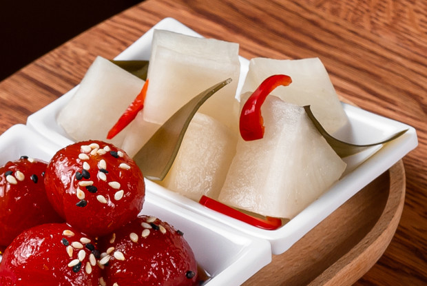 Маринованный дайкон