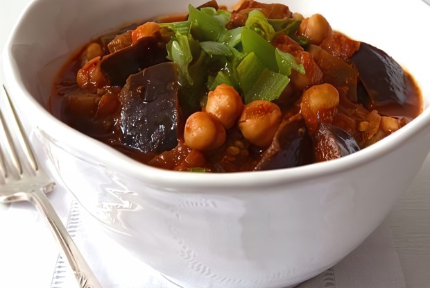Марокканский тушеный нут с баклажаном