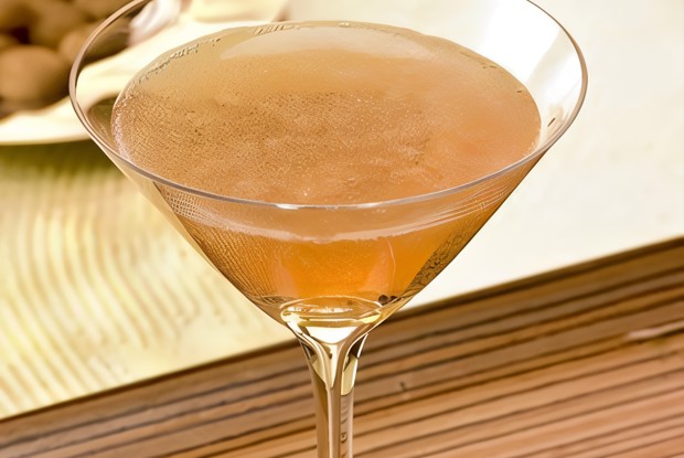 Мартини из шампанского и Куантро