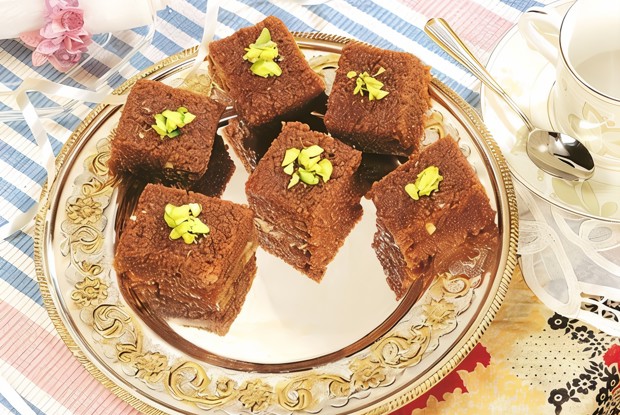 Медовая халва с орехами