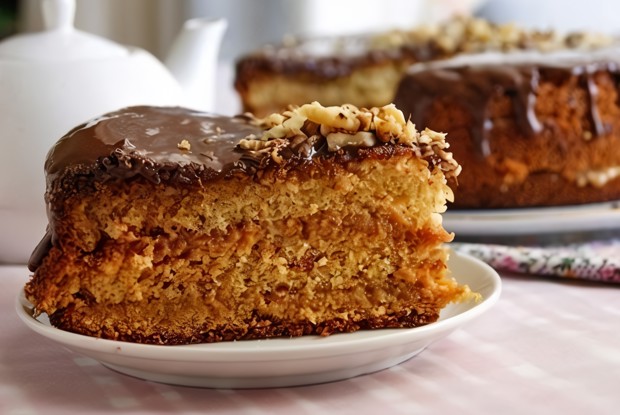 Медовый бисквитный торт