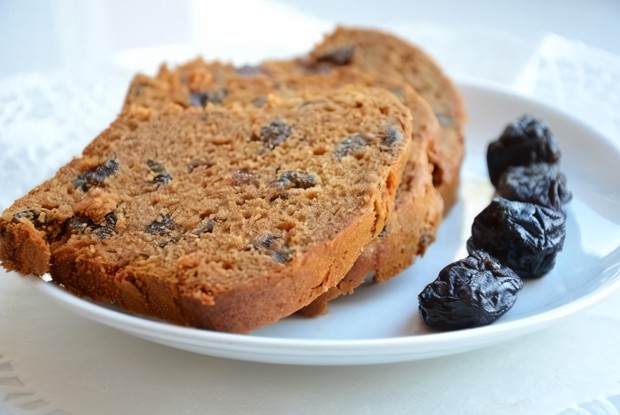 Медовый кекс с черносливом