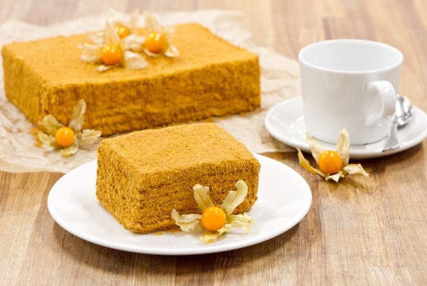 Медовик из кафе «Хачапури»