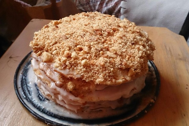 «Медовик» со сметанным кремом