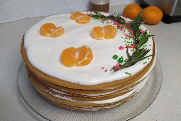 Медовик в стиле naked cake