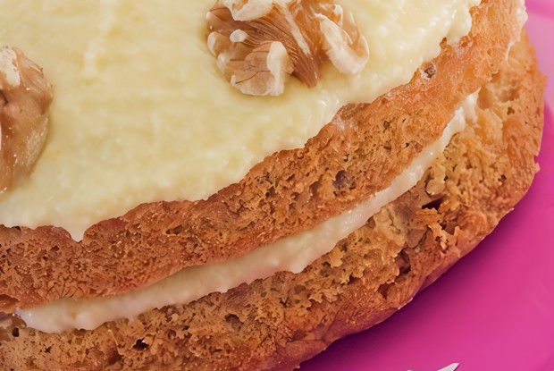 Медово-ореховый торт со сливочным кремом