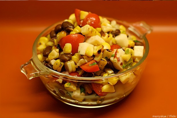 Мексиканский салат с медово-лаймовой заправкой