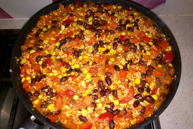 Мексиканский суп чили кон карне