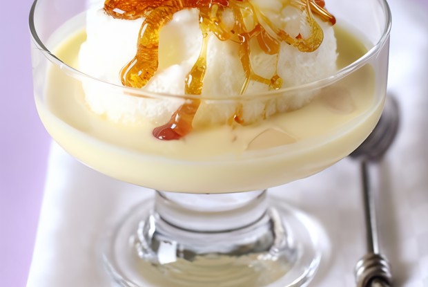 Меренги с нежным кремом и карамелью