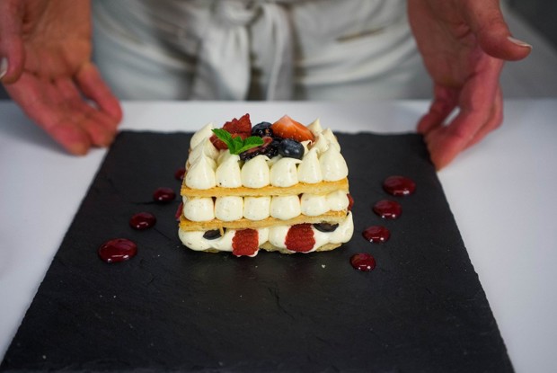 Мильфей с ягодами