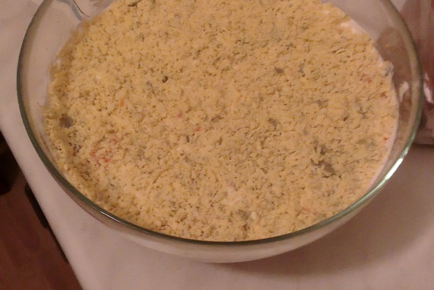 «Мимоза» с горбушей и картофелем