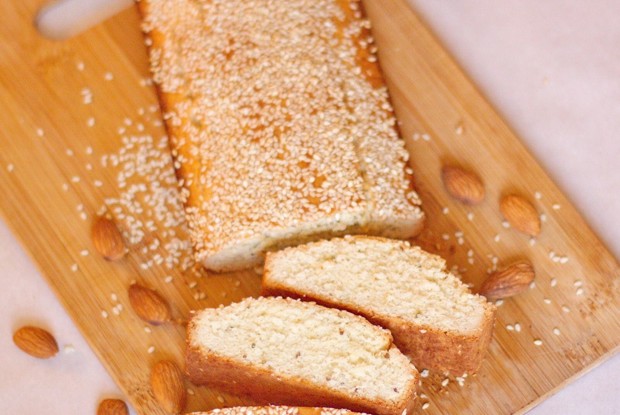 Миндальные бисквиты с анисом и кунжутом