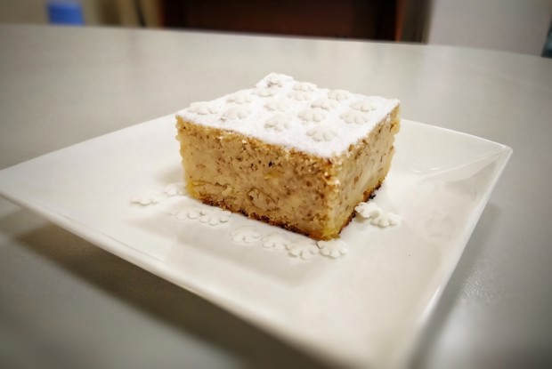 Миндальный пирог с яблоками