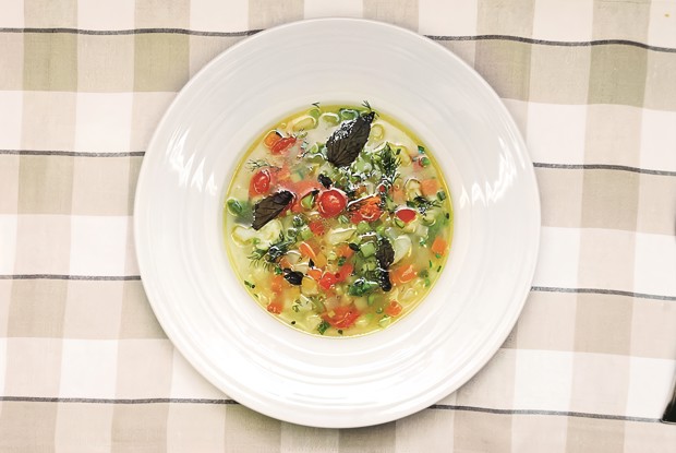 Минестроне с дайконом и укропом