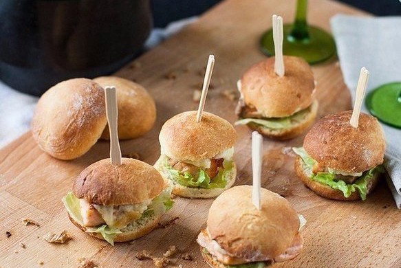 Мини-бургеры с семгой