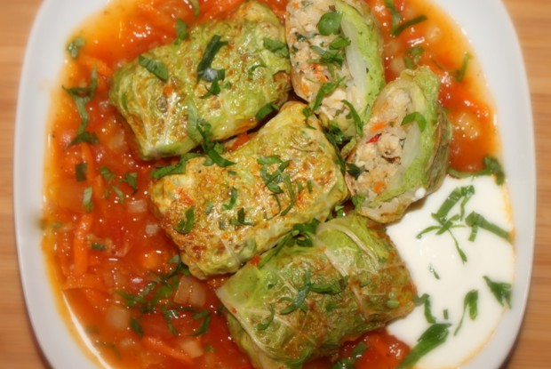Мини-голубцы из пекинской капусты