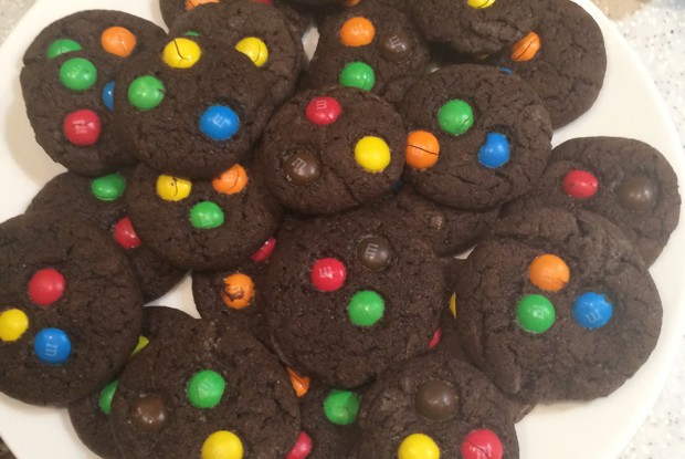Мягкое шоколадное печенье с M&M’s