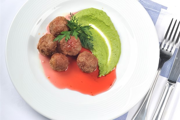 Мясные крокеты с мятным гороховым пюре