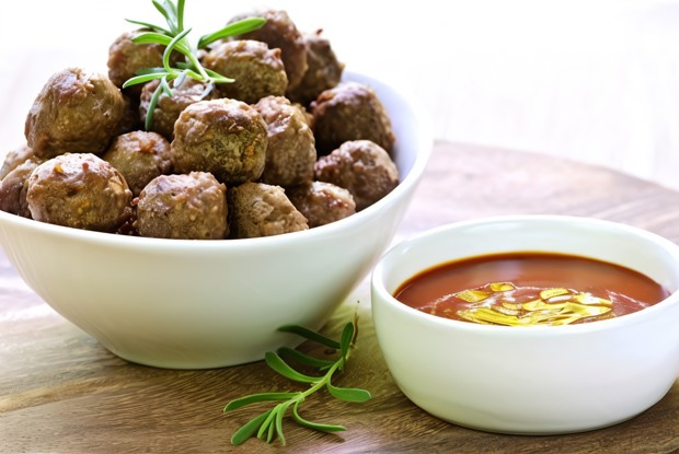 Мясные тефтели со сливочно-горчичным соусом