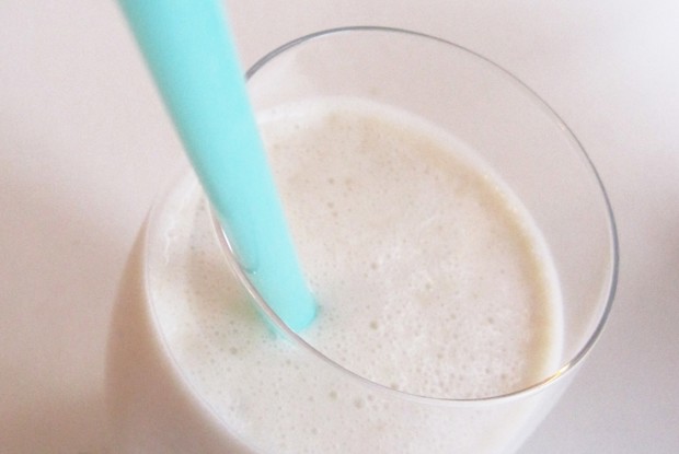 Молочный коктейль с бананом