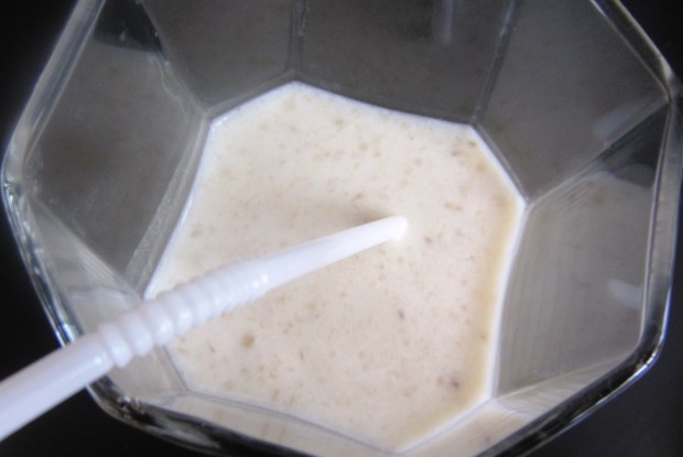 Молочно-банановый коктейль