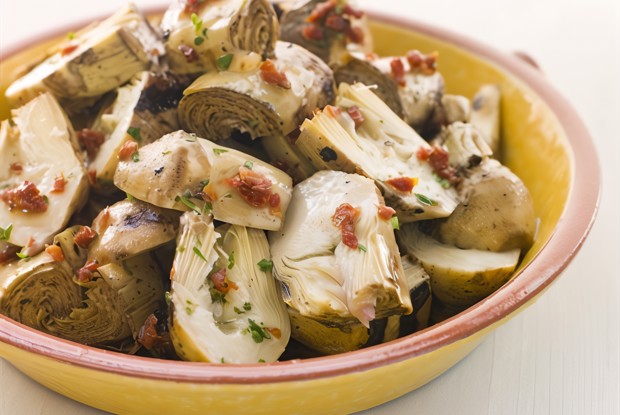 Молодые испанские артишоки