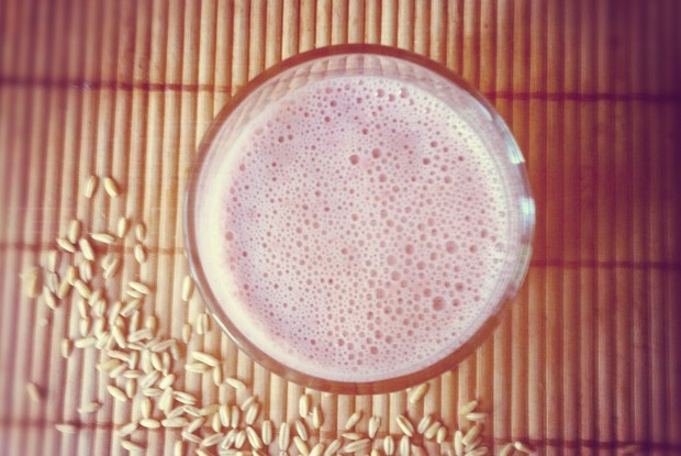 Молоко из овсяной крупы и овса