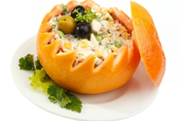 Морепродукты в грейпфруте