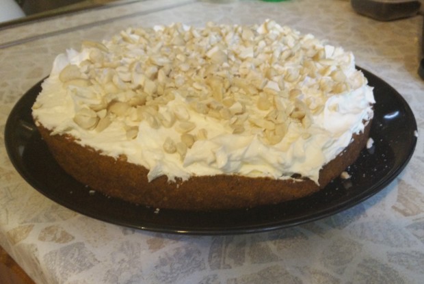 Морковный пирог с кремом из маскарпоне