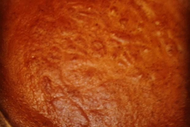 Морковный пирог со сливочным соусом