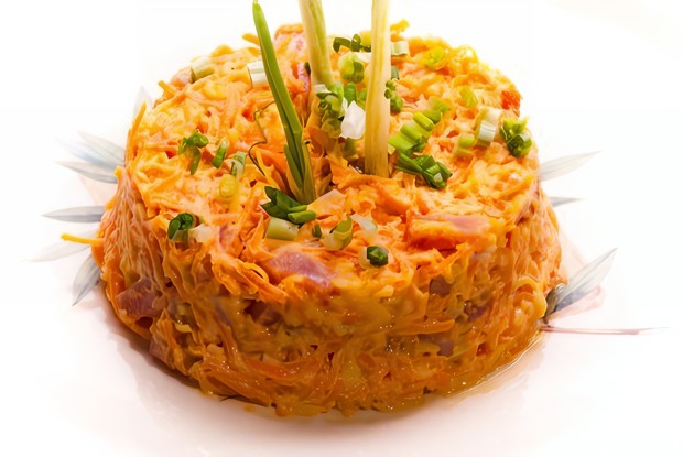 Морковный салат с яблоком и фенхелем