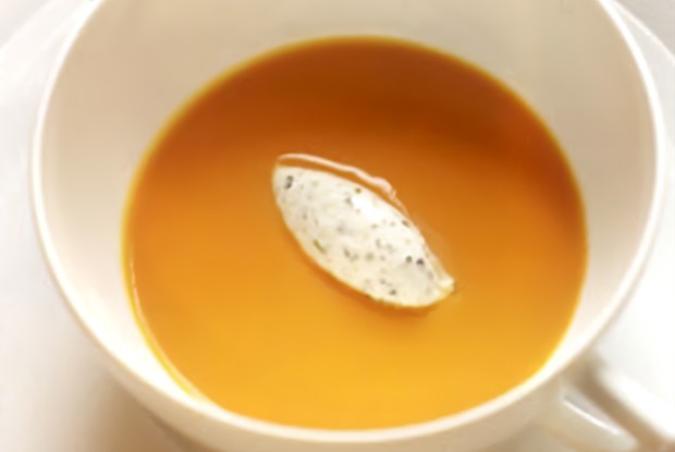 Морковный суп-пюре с ароматным муссом