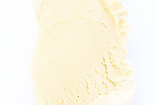 Мороженое с ройбушем, имбирем и медом