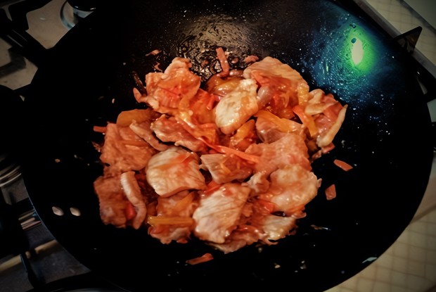 Мясо в устричном соусе