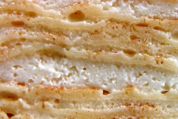 «Наполеон» с сырным кремом и грушами