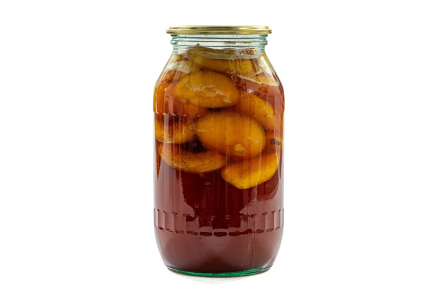 Нектарины в пряном вине