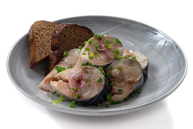 Нежная скумбрия быстрого посола