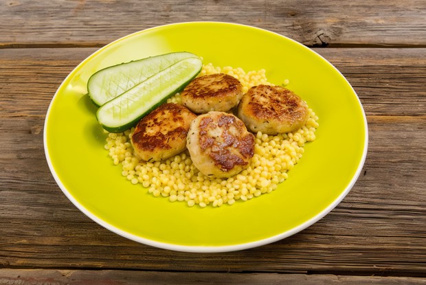 Нежные куриные котлеты с птитимом