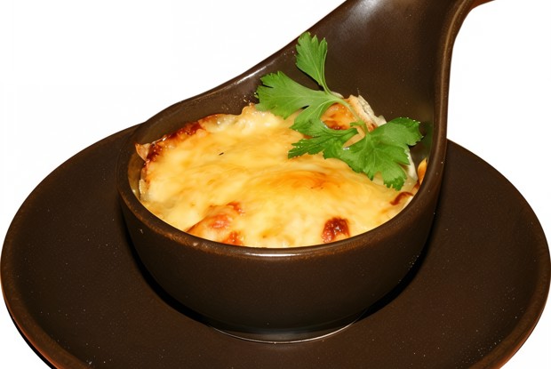 Нежный куриный жюльен с грибами и сыром