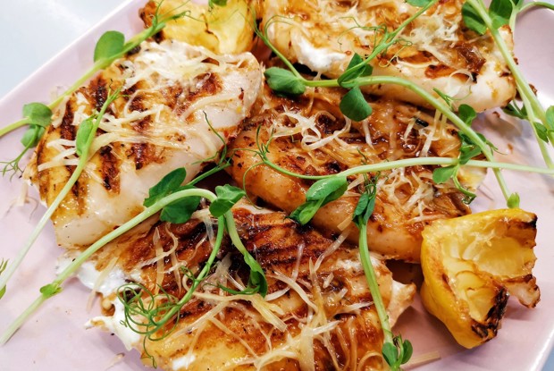 Нежный сливочный кальмар на сковороде гриль